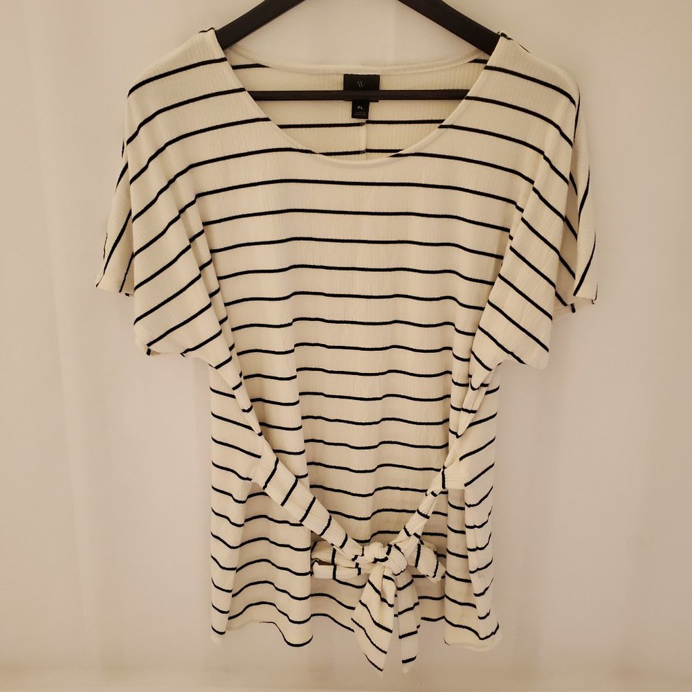Worthington Short Sleeve Top with Front Tie White and Black Strips Petite Large